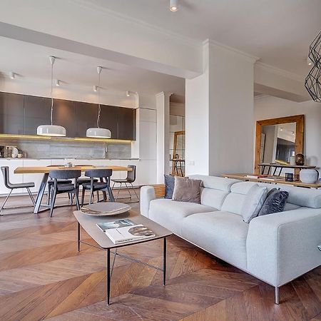 Vilnius Apartments & Suites - Gedimino Avenue Bagian luar foto