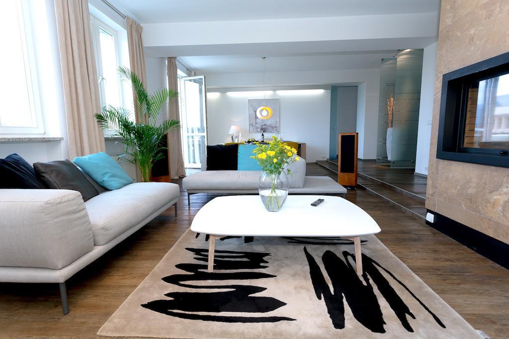 Vilnius Apartments & Suites - Gedimino Avenue Bagian luar foto