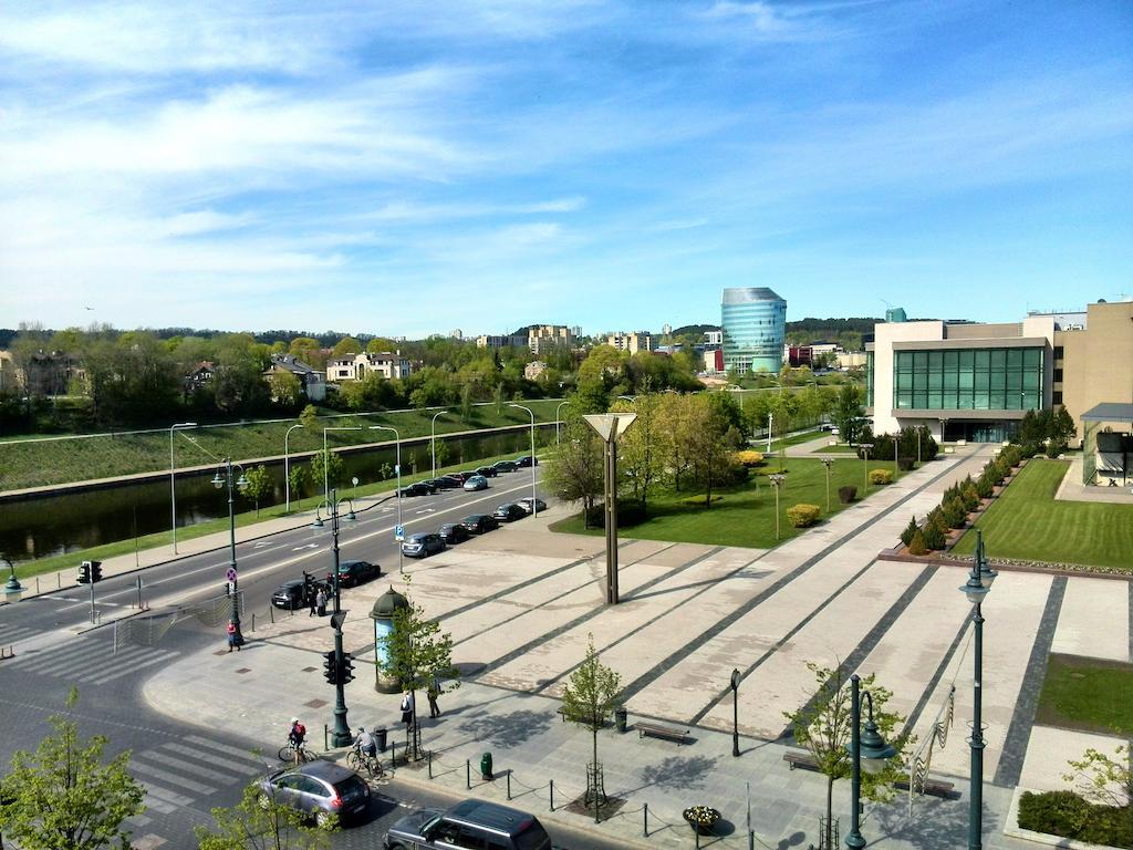 Vilnius Apartments & Suites - Gedimino Avenue Bagian luar foto