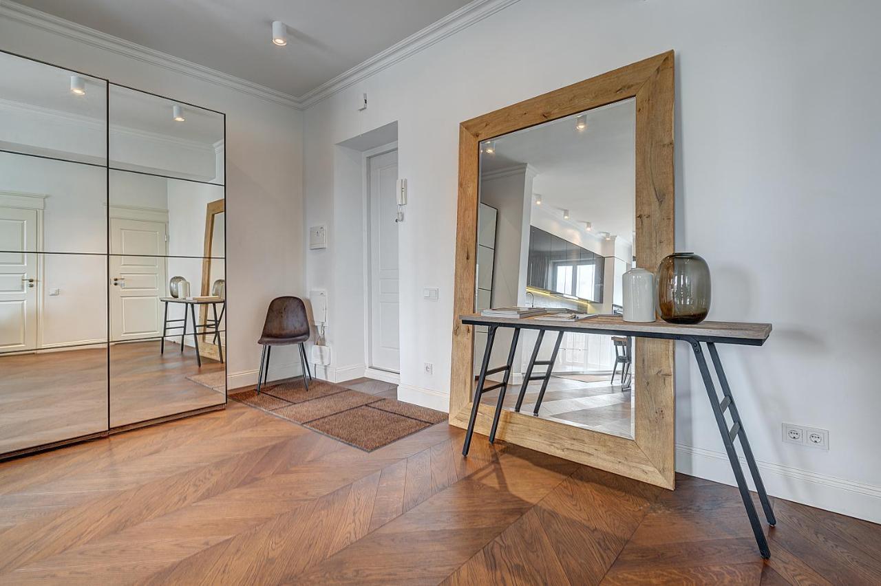 Vilnius Apartments & Suites - Gedimino Avenue Bagian luar foto