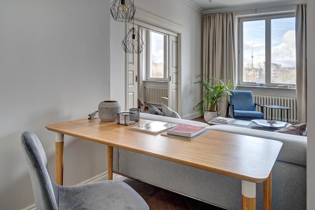 Vilnius Apartments & Suites - Gedimino Avenue Bagian luar foto