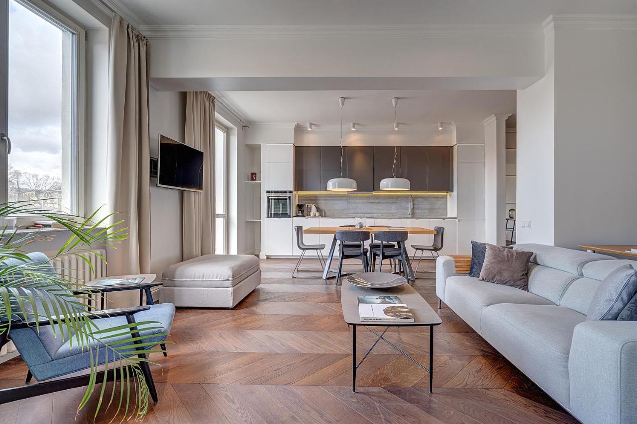 Vilnius Apartments & Suites - Gedimino Avenue Bagian luar foto